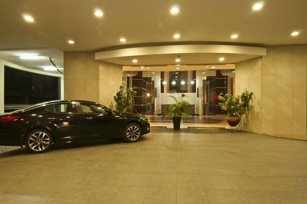 L'Eola Suites Abuja Bagian luar foto