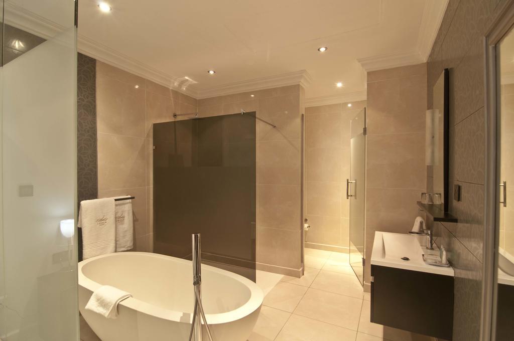 L'Eola Suites Abuja Ruang foto