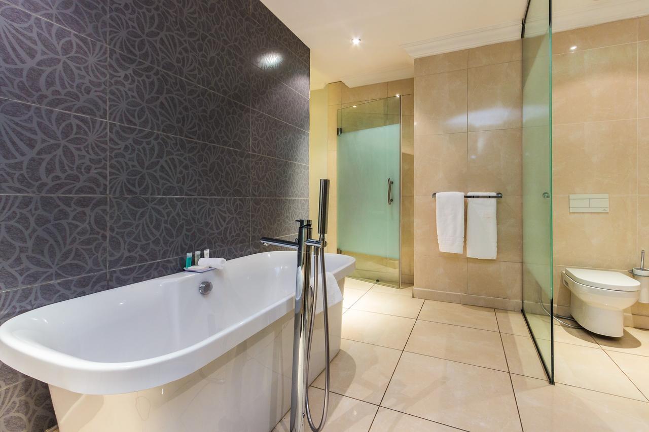 L'Eola Suites Abuja Bagian luar foto