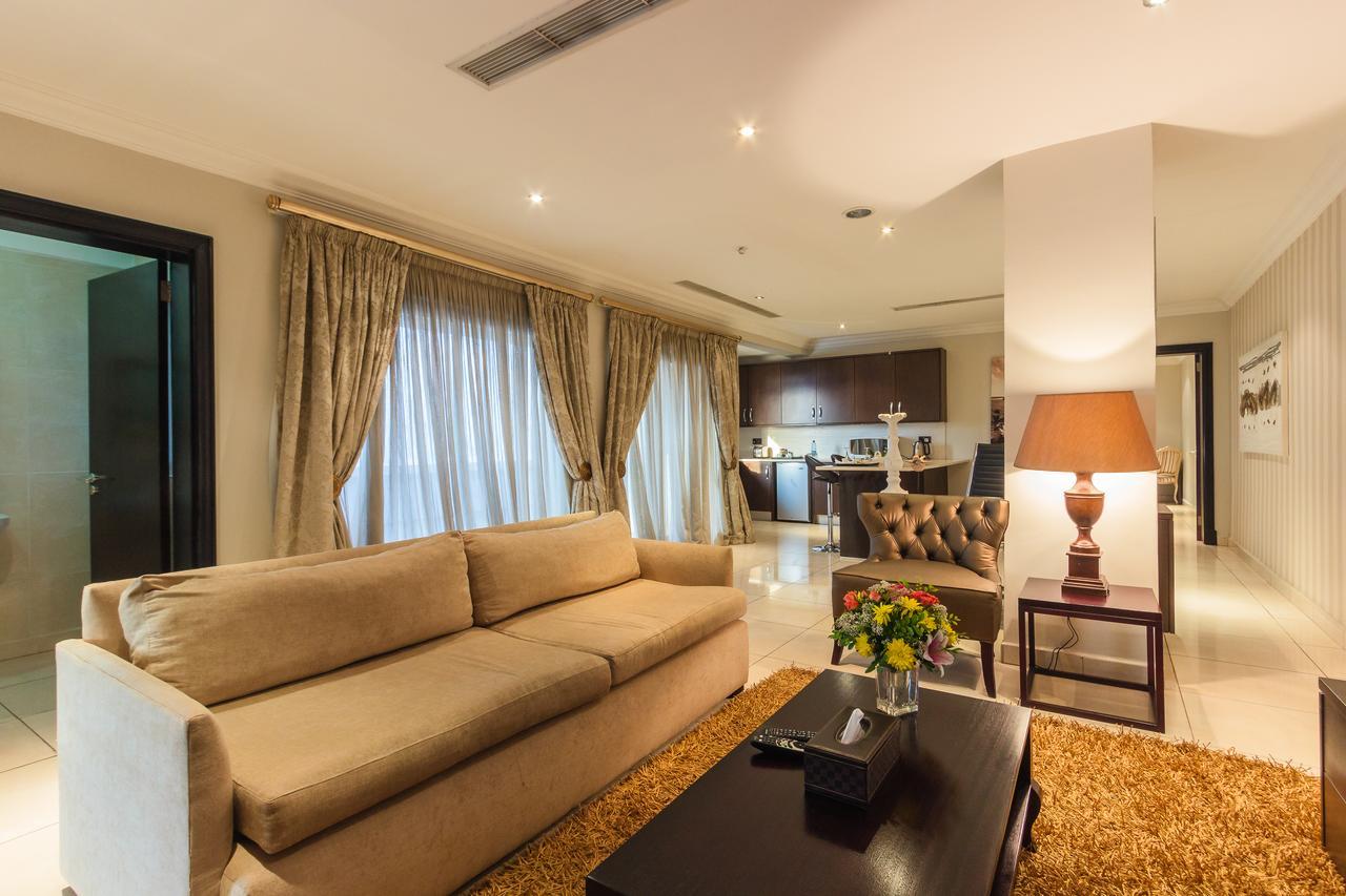 L'Eola Suites Abuja Bagian luar foto