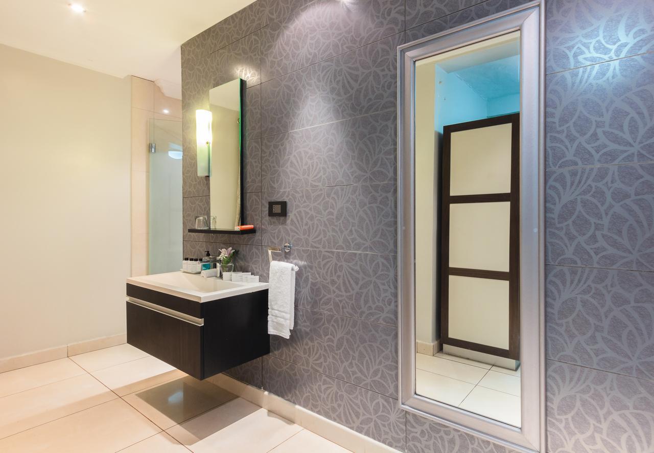 L'Eola Suites Abuja Bagian luar foto