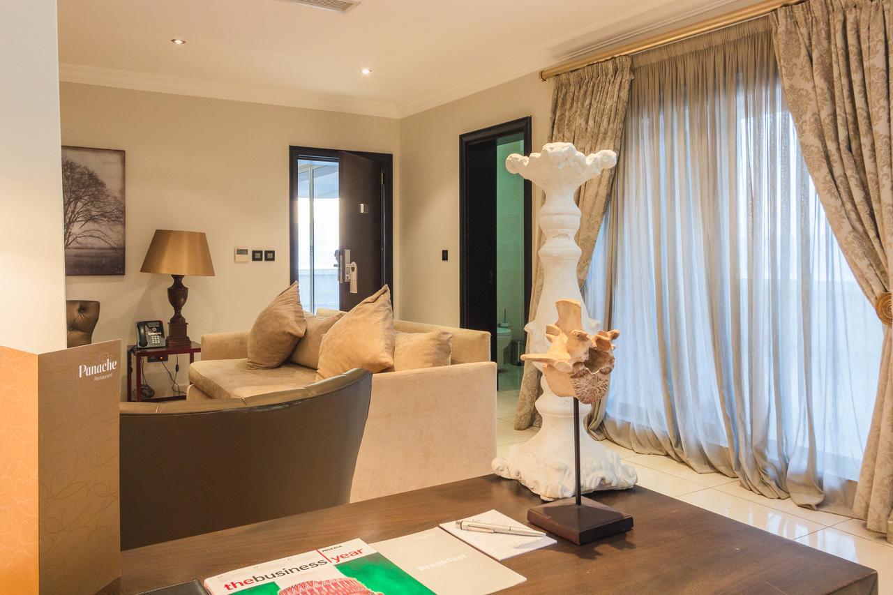 L'Eola Suites Abuja Bagian luar foto