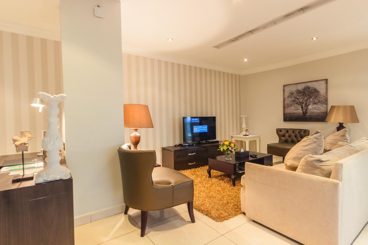 L'Eola Suites Abuja Bagian luar foto