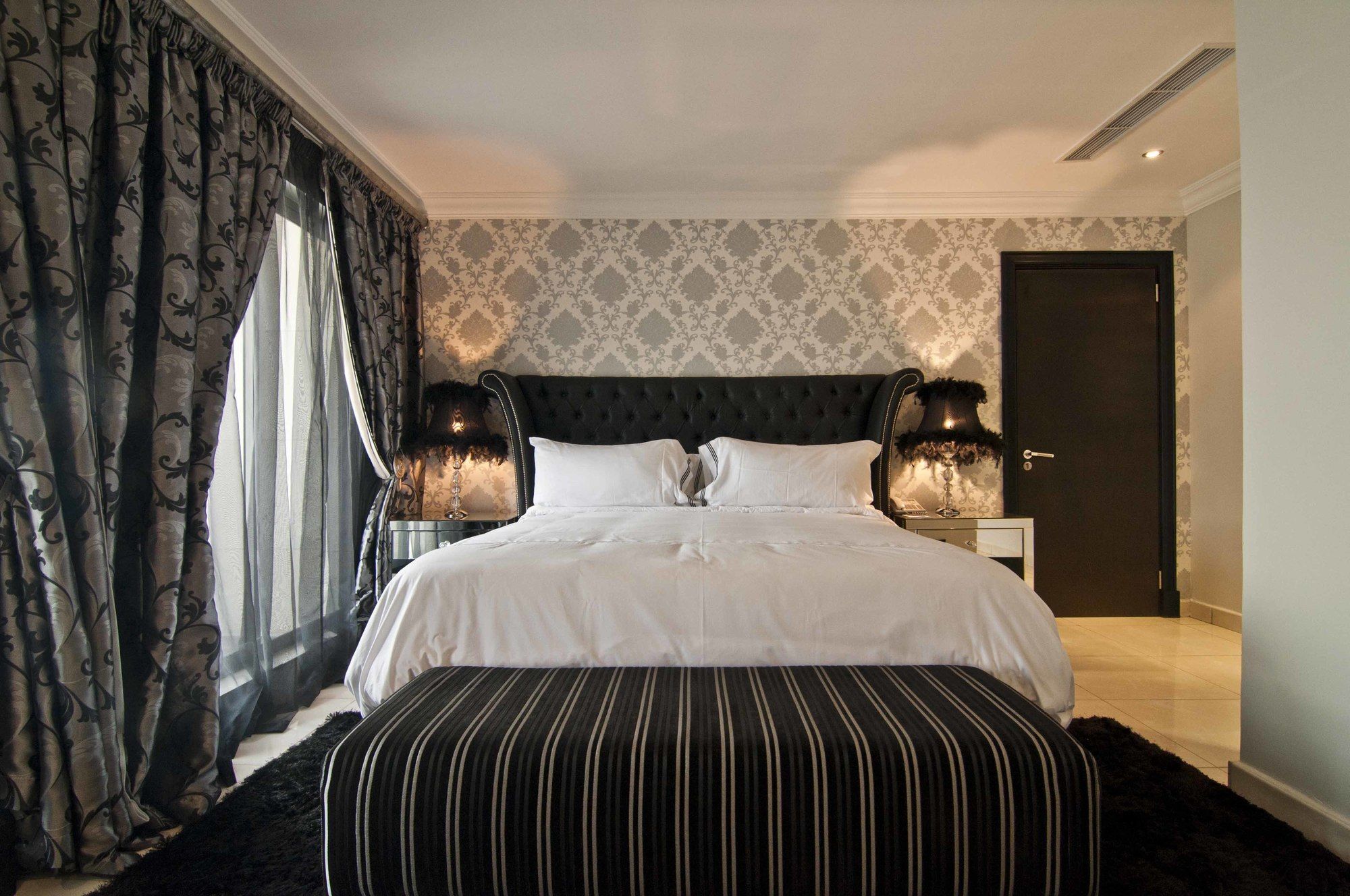 L'Eola Suites Abuja Bagian luar foto